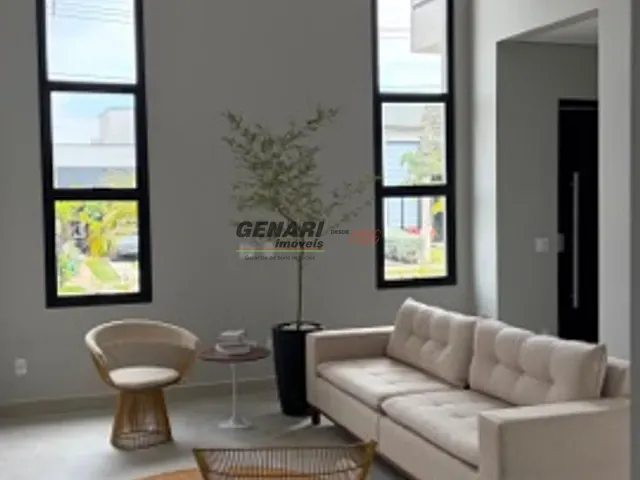Casa com 300m² 3 quartos e 4 banheiros, à venda, no bairro Jardim Laguna em Indaiatuba