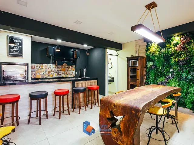 Casa com 140m² 3 quartos e 4 banheiros, à venda, no bairro Colônia em Jundiaí