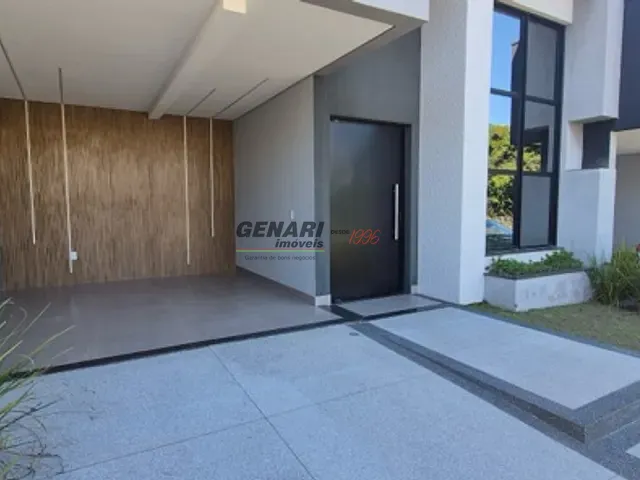 Casa com 210m² 3 quartos e 5 banheiros, à venda, no bairro Loteamento Park Gran Reserve em Indaiatuba