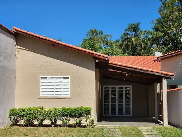 Casa com 400m² 2 quartos e 1 banheiro, à venda, no bairro Freitas em São José dos Campos