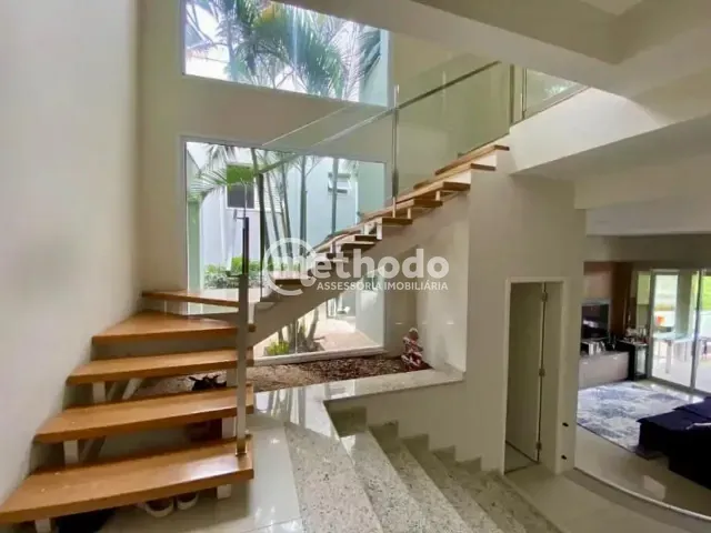 Casa com 394m² 5 quartos e 8 banheiros, à venda, no bairro Parque das Quaresmeiras em Campinas