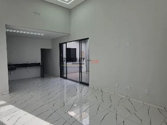 Casa com 200m² 3 quartos e 2 banheiros, à venda, no bairro Vila Rubens em Indaiatuba