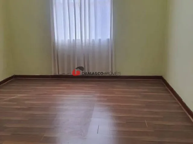 Casa 4 quartos e 2 banheiros, à venda, no bairro Santo Antônio em São Caetano do Sul