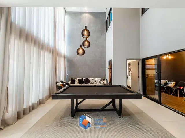 Casa com 464m² 4 quartos e 6 banheiros, à venda, no bairro Portal dos Bandeirantes Salto em Salto