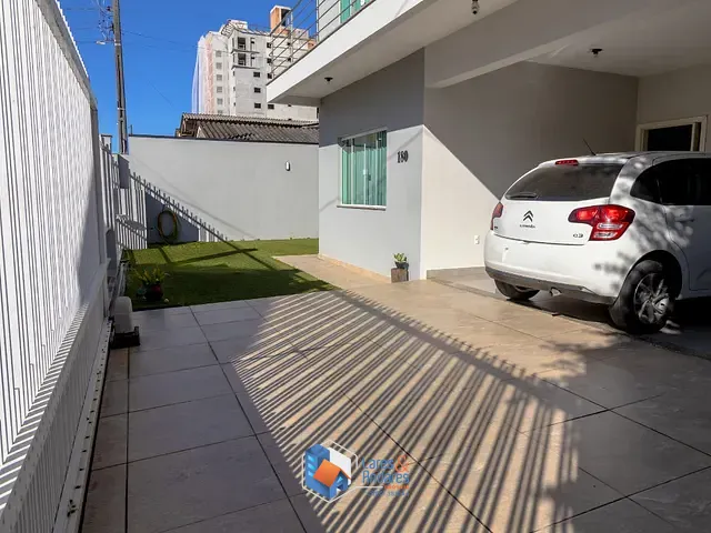 Casa com 240m² 3 quartos e 3 banheiros, à venda, no bairro São Francisco de Assis em Camboriú