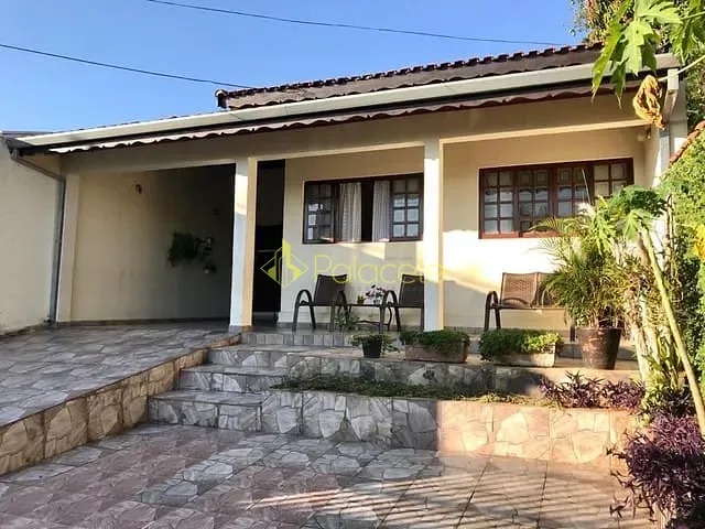 Casa com 455m² 3 quartos e 2 banheiros, à venda, no bairro Jardim Bela Vista em Taubaté