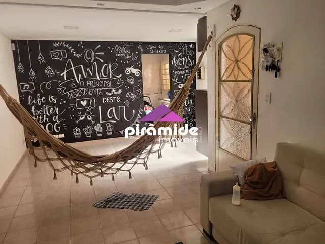 Casa com 150m² 4 quartos e 3 banheiros, à venda, no bairro Bosque dos Eucaliptos em São José dos Campos