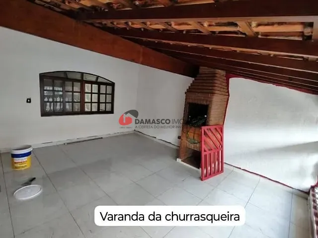 Casa 2 quartos e 3 banheiros, à venda, no bairro Jardim Utinga em Santo André