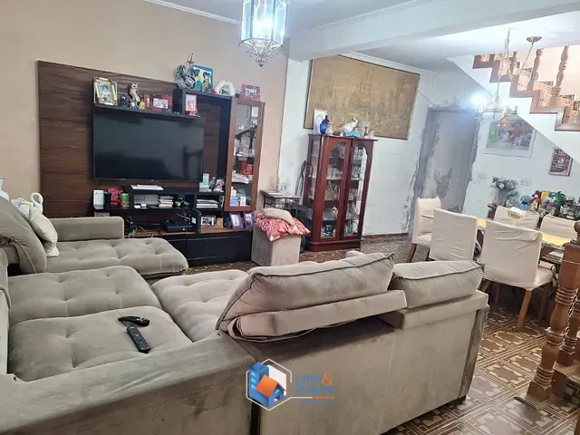 Casa com 182m² 4 quartos e 3 banheiros, à venda, no bairro Jardim Santa Mena em Guarulhos