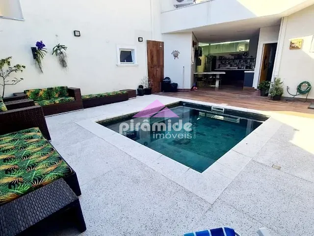Casa com 375m² 4 quartos e 4 banheiros, à venda, no bairro Urbanova em São José dos Campos