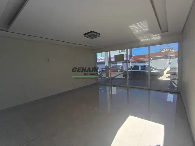 Casa com 250m², à venda ou para alugar, no bairro Cidade Nova II em Indaiatuba