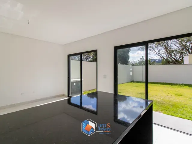 Casa com 104m² 3 quartos e 3 banheiros, à venda, no bairro Chácaras Maringá em Atibaia