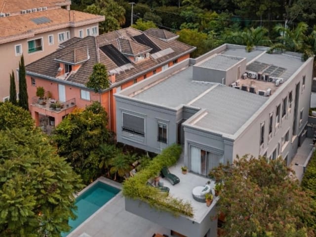 Casa com 1000m² 5 quartos e 8 banheiros, à venda, no bairro Tamboré em Santana de Parnaíba