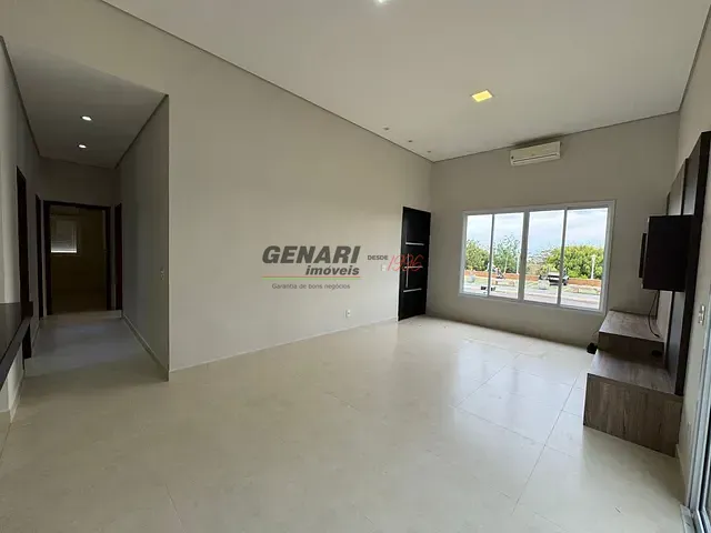 Casa com 300m² 4 quartos e 4 banheiros, à venda, no bairro Jardim Residencial Dona Lucilla em Indaiatuba