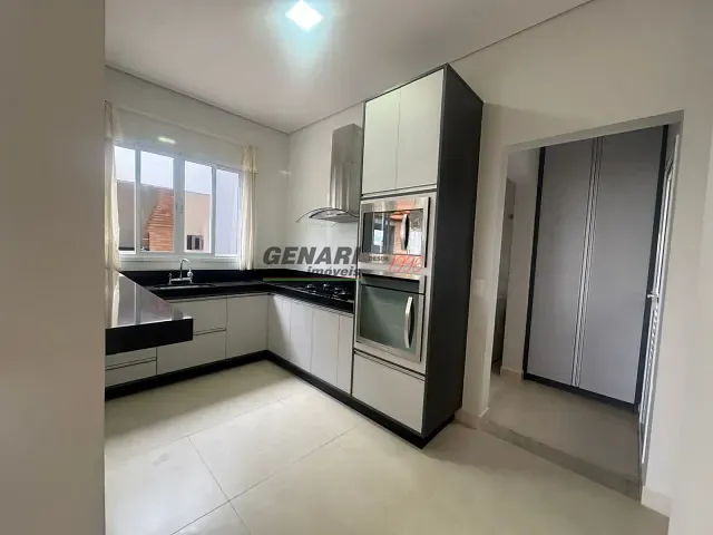 Casa com 300m² 4 quartos e 4 banheiros, à venda, no bairro Jardim Residencial Dona Lucilla em Indaiatuba