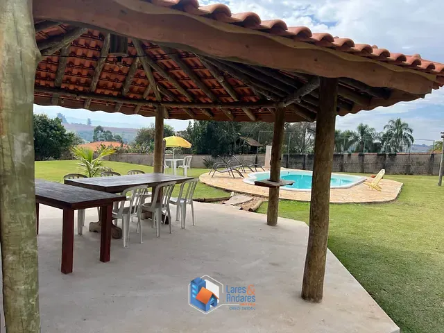 Casa com 5000m² 4 quartos e 5 banheiros, à venda, no bairro Floresta Escura em São Pedro