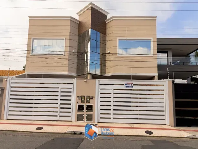Casa com 126m² 3 quartos e 4 banheiros, à venda, no bairro Centro em Balneário Camboriú