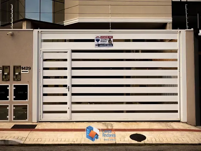Casa com 126m² 3 quartos e 4 banheiros, à venda, no bairro Centro em Balneário Camboriú