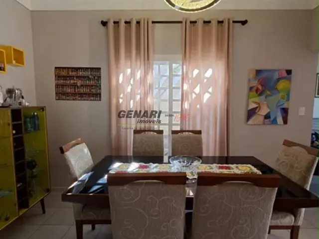 Casa com 250m² 3 quartos e 2 banheiros, à venda, no bairro Residencial Monte Verde em Indaiatuba