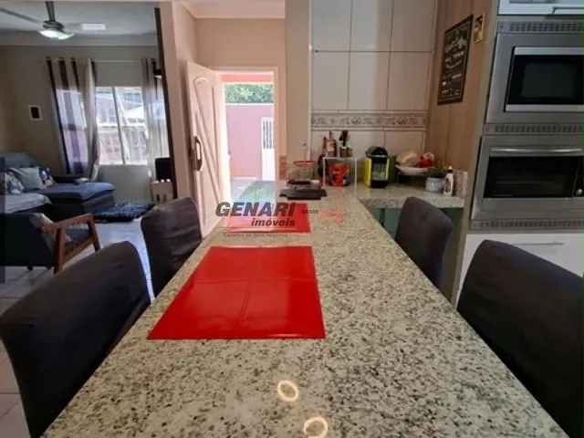 Casa com 250m² 3 quartos e 2 banheiros, à venda, no bairro Residencial Monte Verde em Indaiatuba