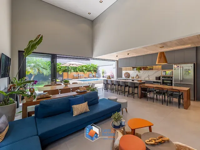 Casa com 388m² 4 quartos e 6 banheiros, à venda, no bairro Loteamento Parque dos Alecrins em Campinas