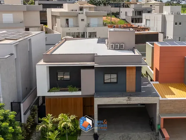Casa com 388m² 4 quartos e 6 banheiros, à venda, no bairro Loteamento Parque dos Alecrins em Campinas