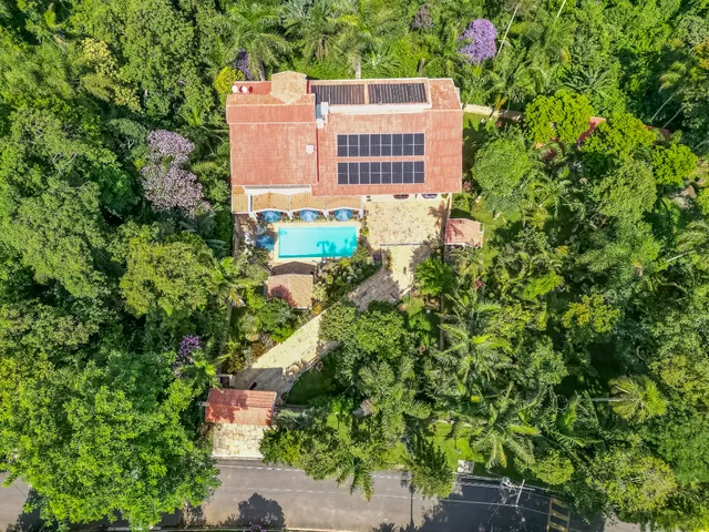 Foto do Casa - Casa em condomínio para venda com 7 quartos, sendo 7 suítes, 952m² | Lares e Andares Imóveis
