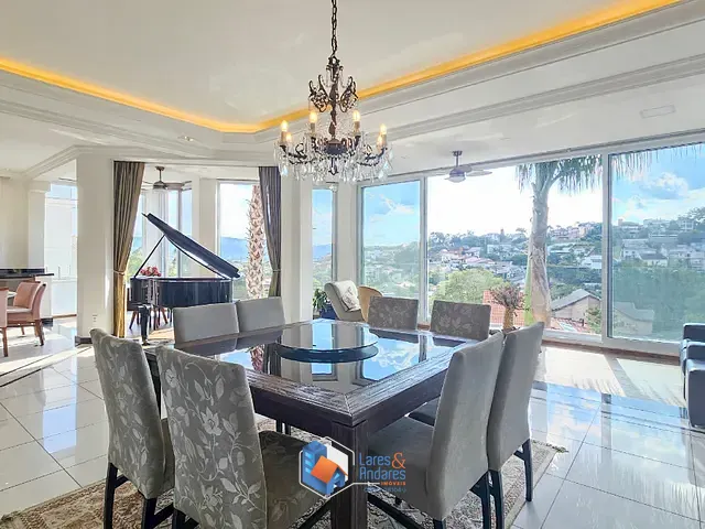 Casa com 630m² 5 quartos e 9 banheiros, à venda, no bairro Alphaville em Santana De Parnaíba