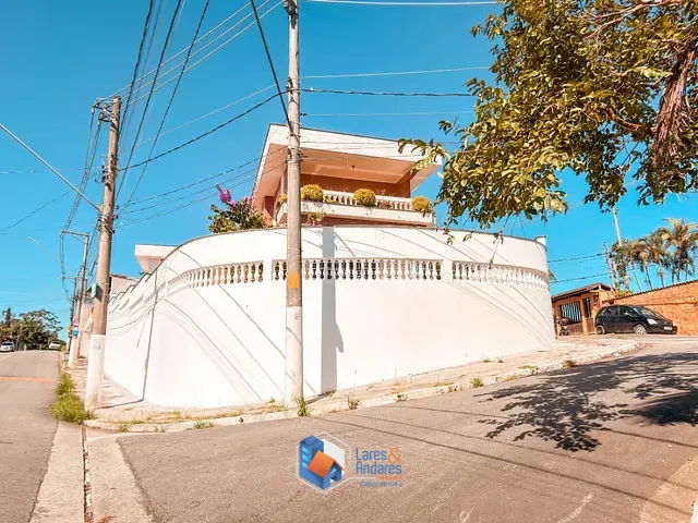 Casa com 530m² 4 quartos e 2 banheiros, à venda, no bairro Suíssa em Ribeirão Pires