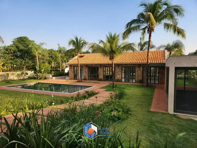Casa com 2100m² 4 quartos e 8 banheiros, à venda, no bairro Condomínio Veneza em Ribeirão Preto