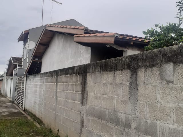 Casa 3 quartos e 1 banheiro, à venda, no bairro Zona Rural em Tremembé