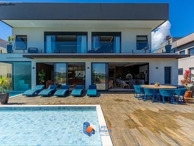 Casa com 3500m² 10 quartos e 14 banheiros, à venda, no bairro Residencial Porto Laranjeiras em Piracaia