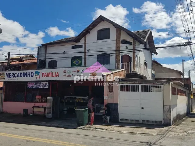 Casa com 225m² 3 quartos e 2 banheiros, à venda, no bairro Jardim Portugal em São José dos Campos