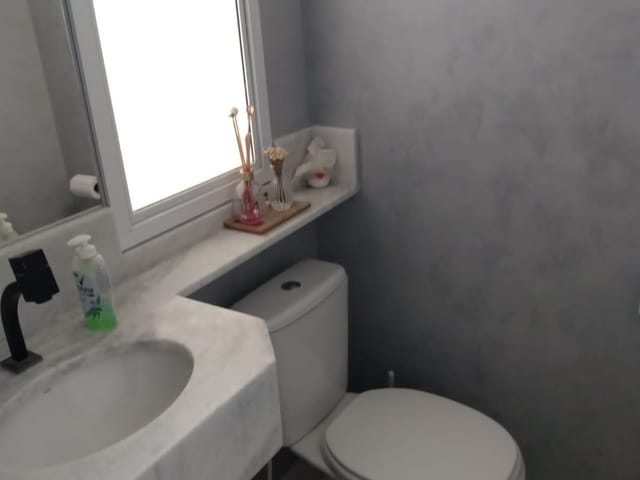 Sobrado com 125m² 3 quartos e 3 banheiros, à venda, no bairro Condomínio Reserva Anaua em Pindamonhangaba