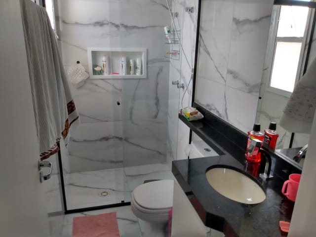 Sobrado com 125m² 3 quartos e 3 banheiros, à venda, no bairro Condomínio Reserva Anaua em Pindamonhangaba
