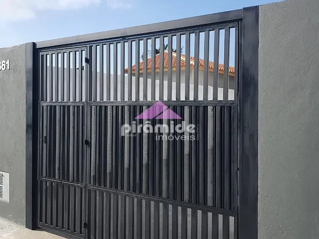 Casa com 156m² 2 quartos e 1 banheiro, à venda, no bairro Balneário dos Golfinhos em Caraguatatuba