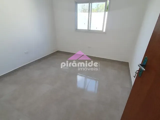 Casa com 156m² 2 quartos e 1 banheiro, à venda, no bairro Balneário dos Golfinhos em Caraguatatuba
