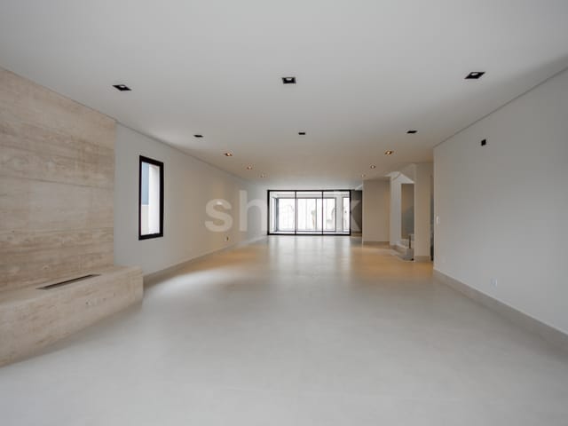 Casa com 550m² 5 quartos e 7 banheiros, à venda, no bairro Alphaville em Santana de Parnaíba