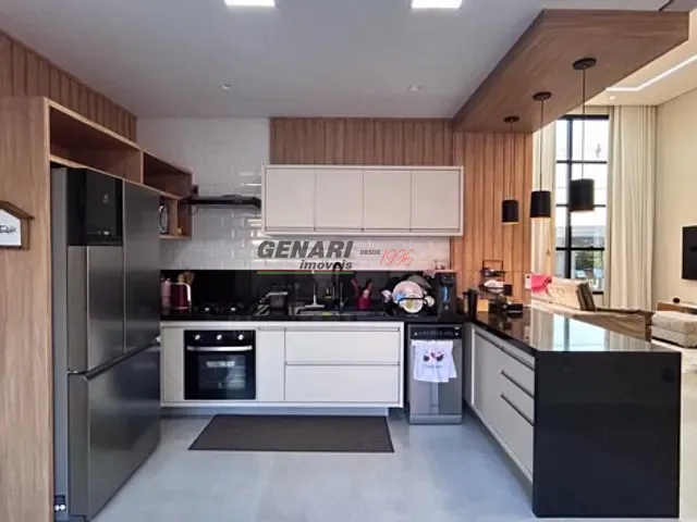 Casa com 300m² 3 quartos e 4 banheiros, à venda, no bairro Residencial Milano em Indaiatuba