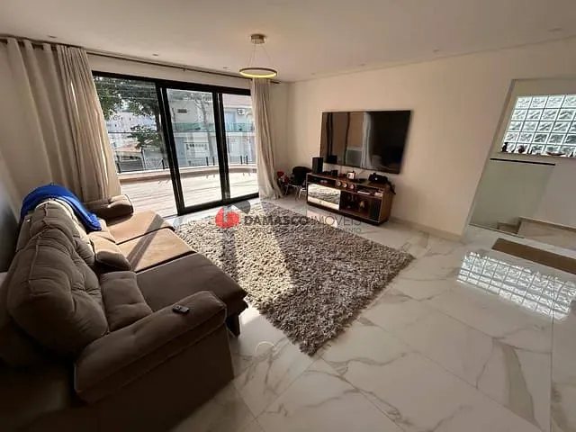 Casa 3 quartos e 3 banheiros, à venda, no bairro Olímpico em São Caetano do Sul