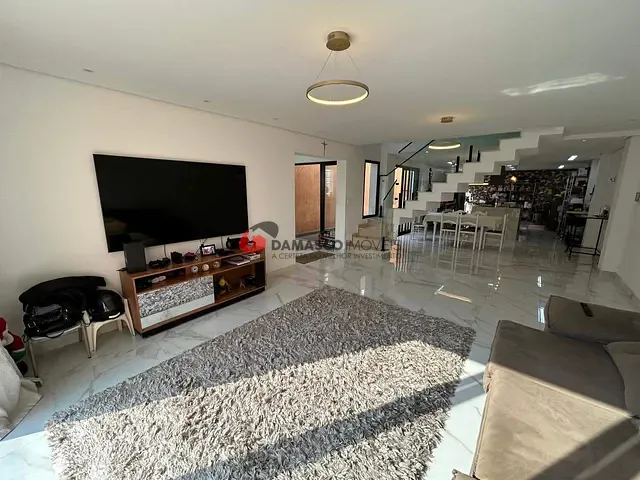 Casa 3 quartos e 3 banheiros, à venda, no bairro Olímpico em São Caetano do Sul