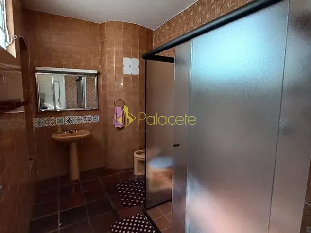 Casa com 5500m² 5 quartos e 8 banheiros, à venda, no bairro Loteamento Residencial Andrade em Pindamonhangaba