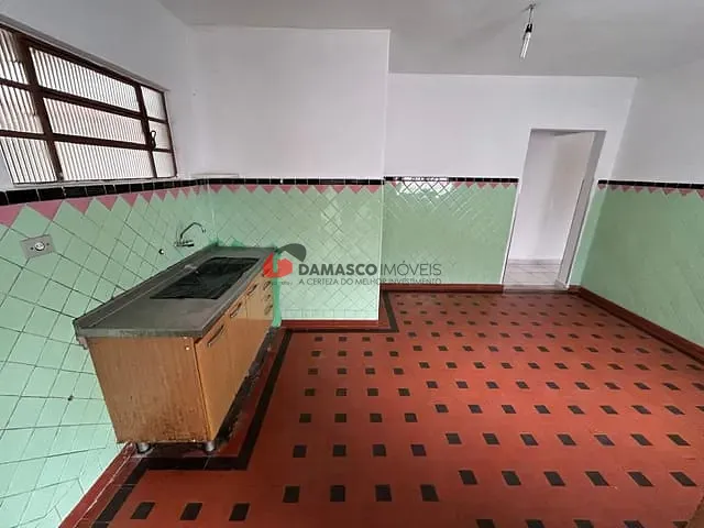 Casa com 175m² 4 quartos e 2 banheiros, à venda, no bairro Mauá em São Caetano do Sul