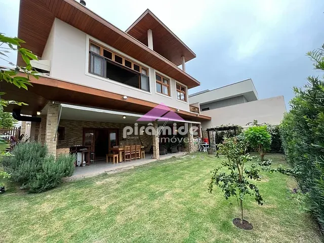 Casa com 451m² 4 quartos e 6 banheiros, à venda, no bairro Urbanova em São José dos Campos