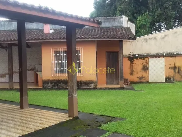 Casa com 1000m² 5 quartos e 1 banheiro, à venda, no bairro Praia do Tenório em Ubatuba