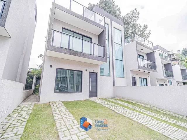 Casa com 153m² 3 quartos e 4 banheiros, à venda, no bairro Granja Viana em Cotia