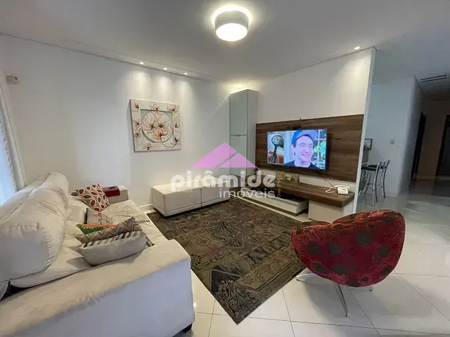 Casa com 250m² 3 quartos e 2 banheiros, à venda, no bairro Bosque dos Eucaliptos em São José dos Campos
