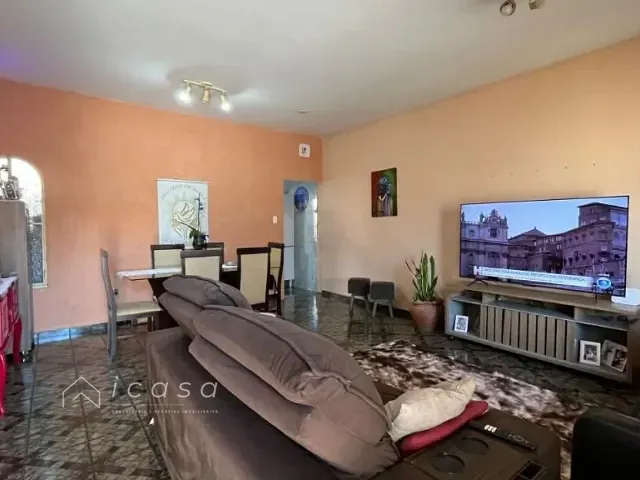 Casa com 150m² 3 quartos e 1 banheiro, à venda, no bairro Vila Naly em Caçapava