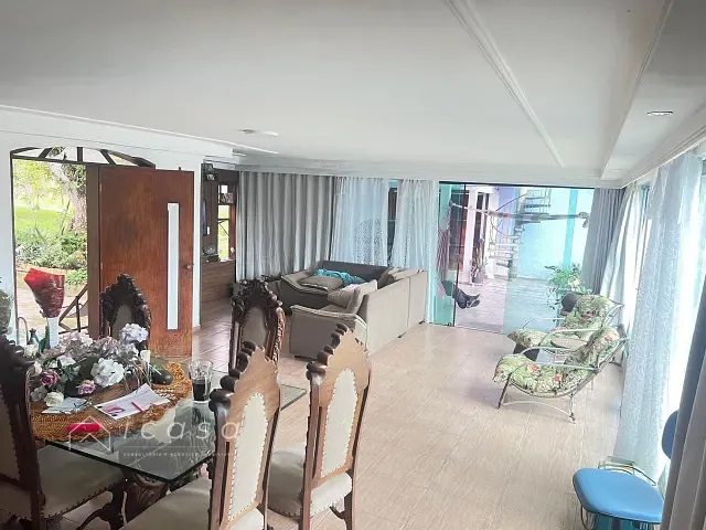 Casa com 700m² 3 quartos e 2 banheiros, à venda, no bairro Jardim Santa Maria em São José dos Campos