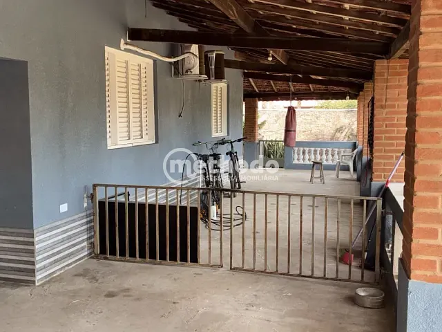 Casa com 1000m² 3 quartos e 3 banheiros, à venda, no bairro Jardim Boa Vista em Hortolândia